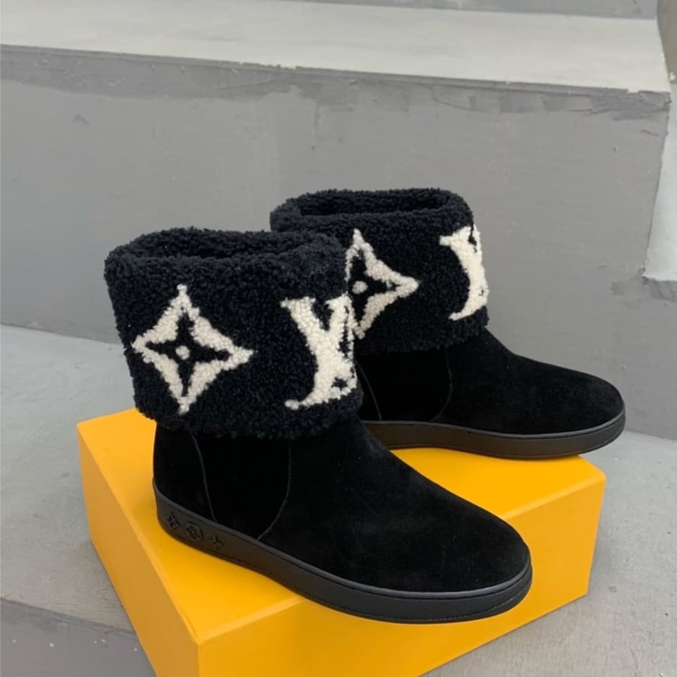 Louis Vuitton Snowdrop Flat Ankle Boot Black 1Aachv view 6