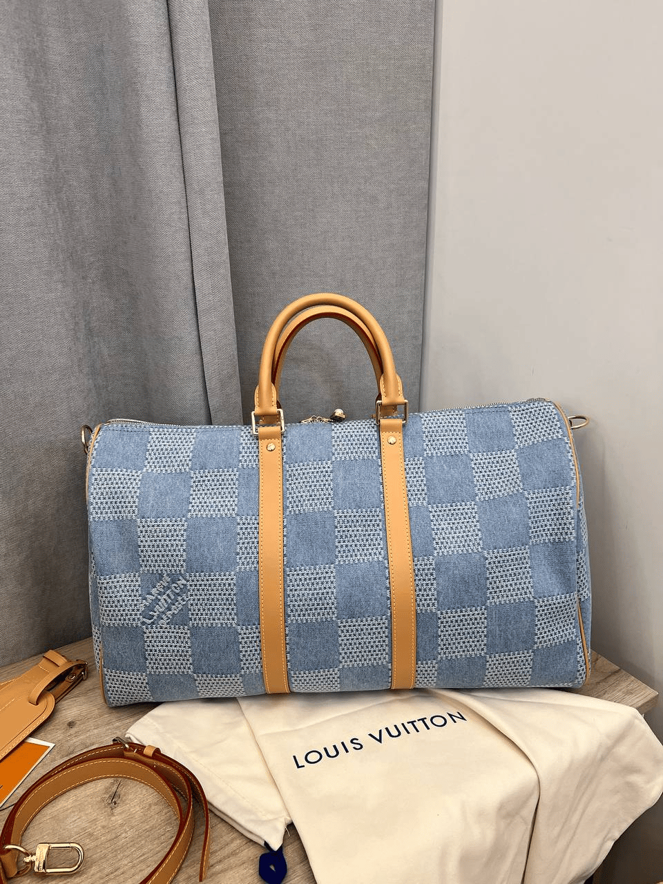 Louis Vuitton Keepall Bandoulière 50 Bag ‘Blue’ 50Cm N40739 view 3