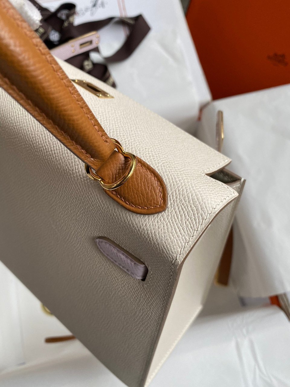 Hermes Kelly 25 Bag In Light Beige Epsom Leather For Women 25cm/10in view 5