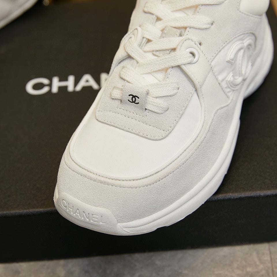 Chanel Cc Suede White G33745 Y52846 0G975 view 5