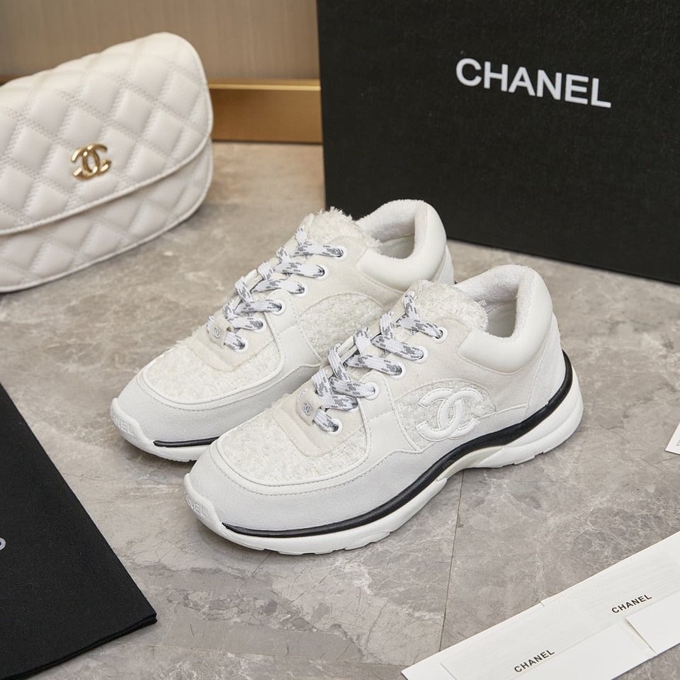 Chanel Velour Tweed Cc Sneakers White view 9