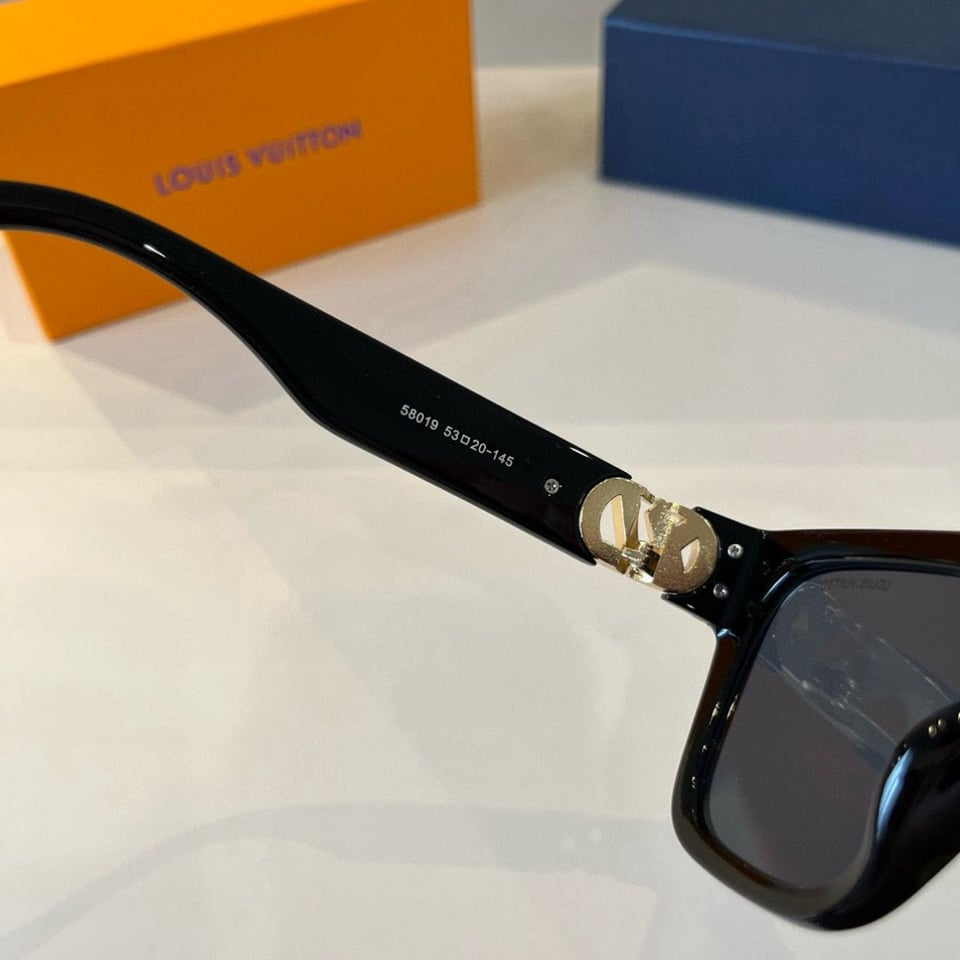 Louis Vuitton LV GO-14 Round Sunglasses view 6