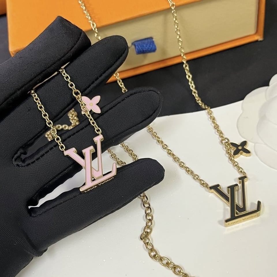 Louis Vuitton Lv Iconic Enamel Necklace Black M02147 view 5
