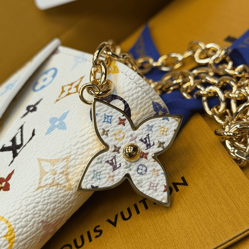 Louis Vuitton LV x TM Pouch Metis M4625Z 13.5cm/5.3in view 7