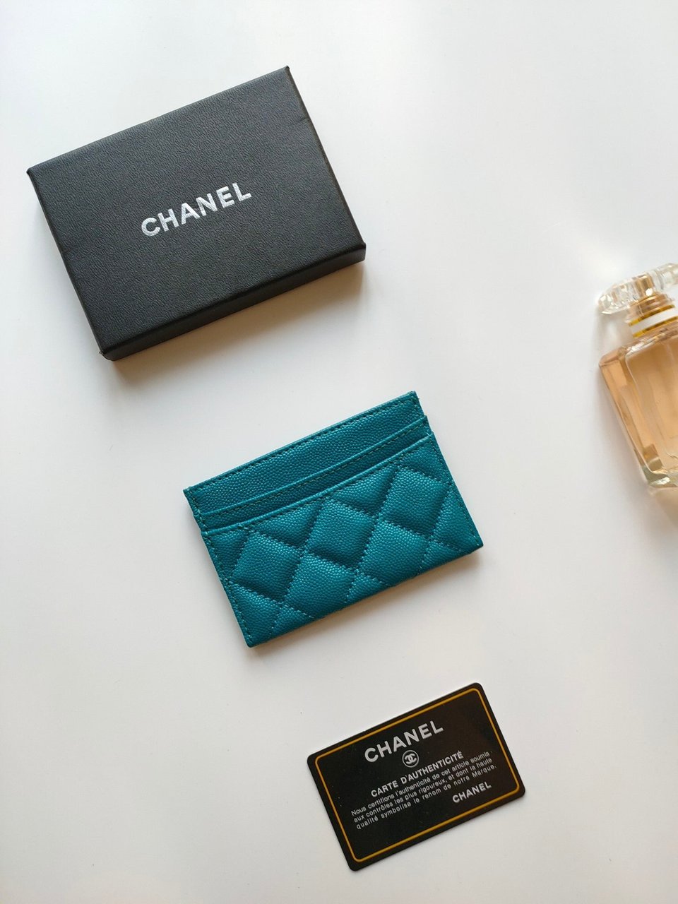 Chanel Card Holder 11.2 Sapphire Grained Calfskin Gold Icon view 6