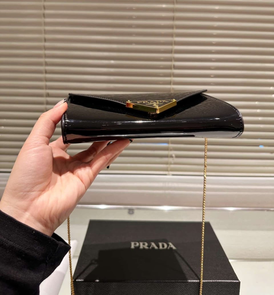 Prada Patent Leather Mini Bag Black 20Cm view 9