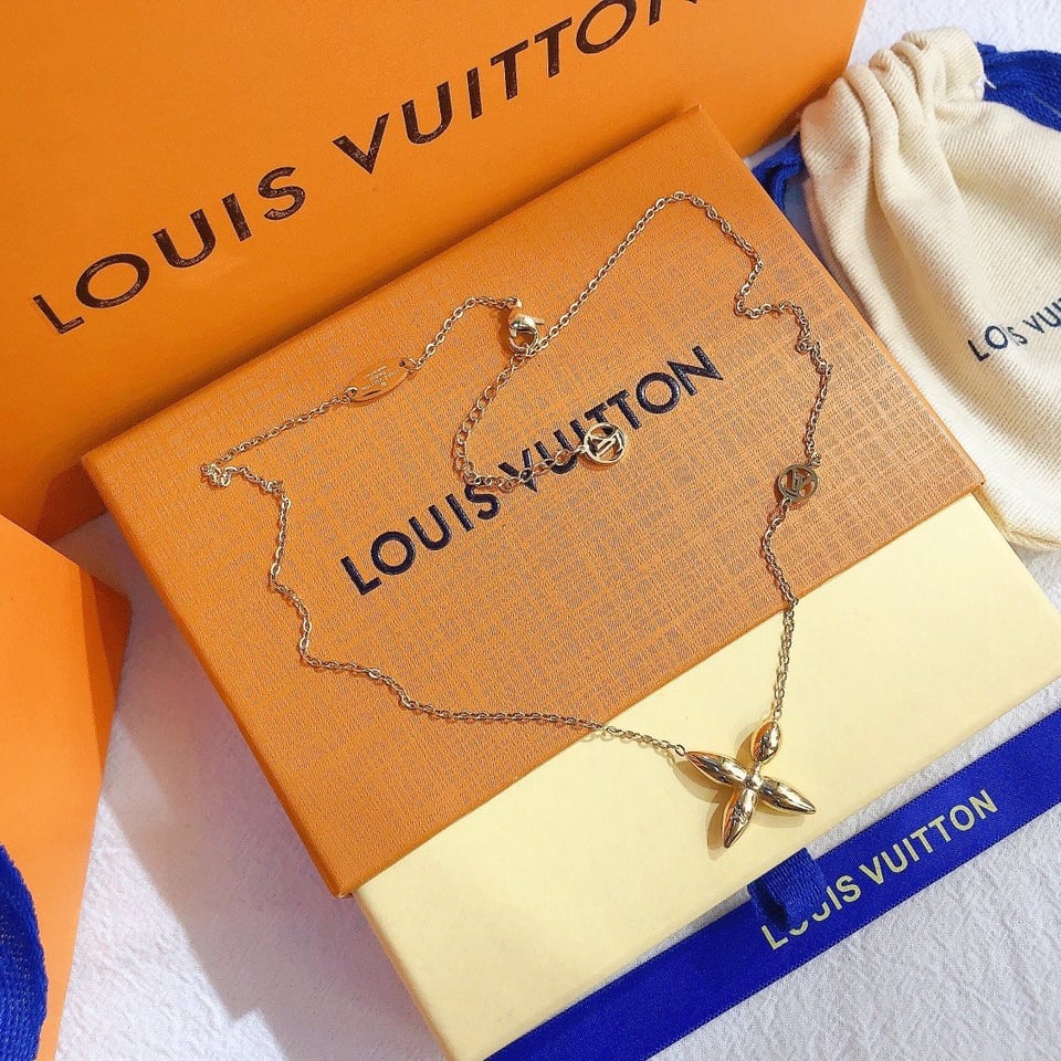 Louis Vuitton Louisette Necklace Gold M00365 view 2