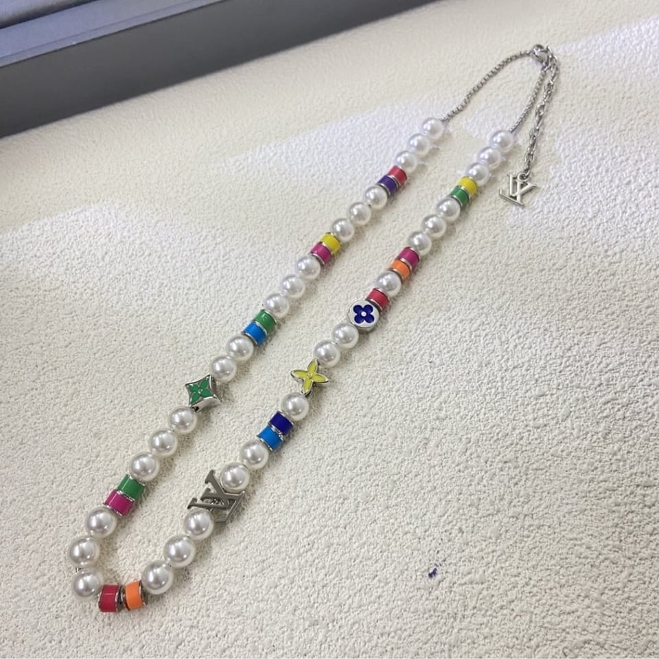 Louis Vuitton Mng Pearls Party Necklace Multicolor With Silver Metal M01500 view 4