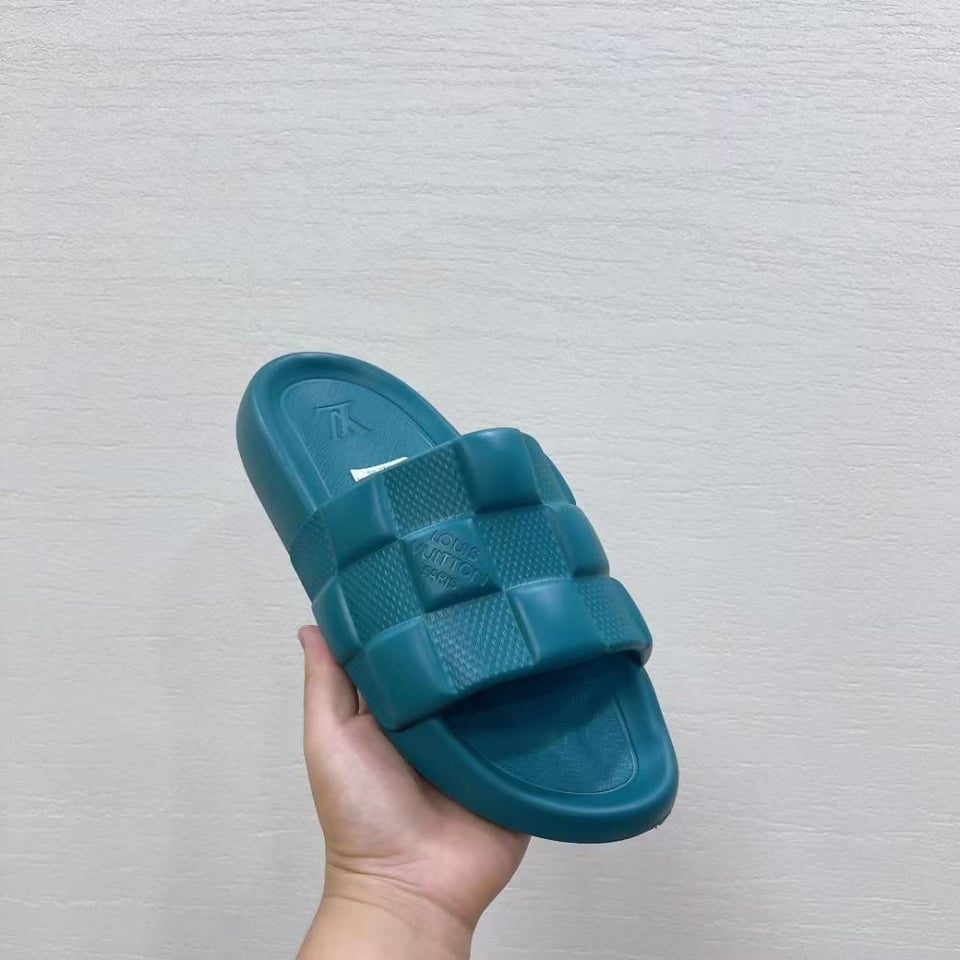 Louis Vuitton Waterfront Mule Maxi Damier Rubber Blue view 10