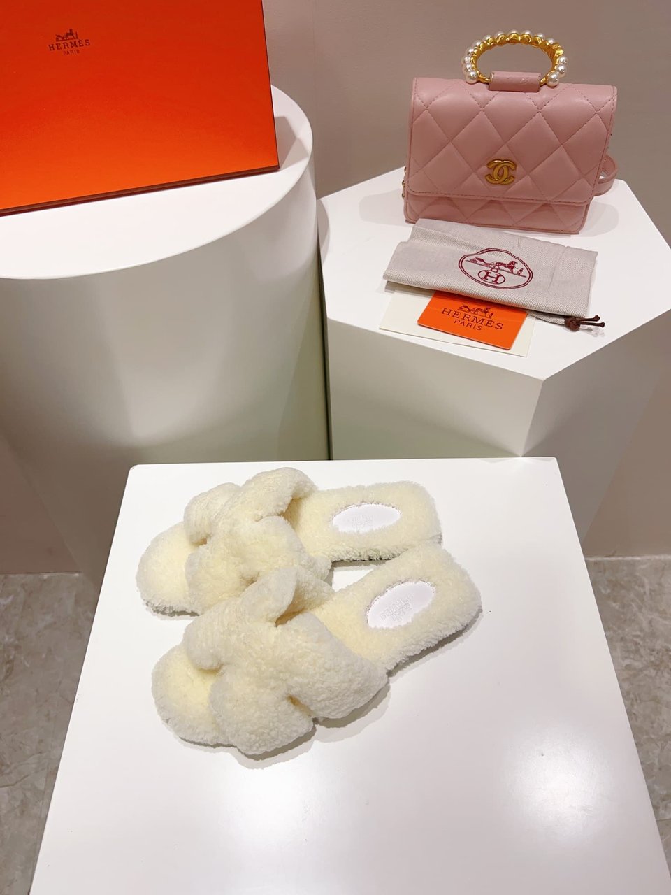 Hermes Oran Sandal White H231288Z view 3