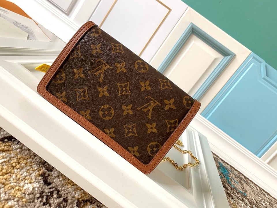 Louis Vuitton Dauphine Chain Wallet 18Cm view 11
