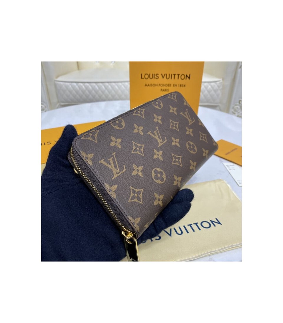 Louis Vuitton Monogram Zippy Organizer view 5