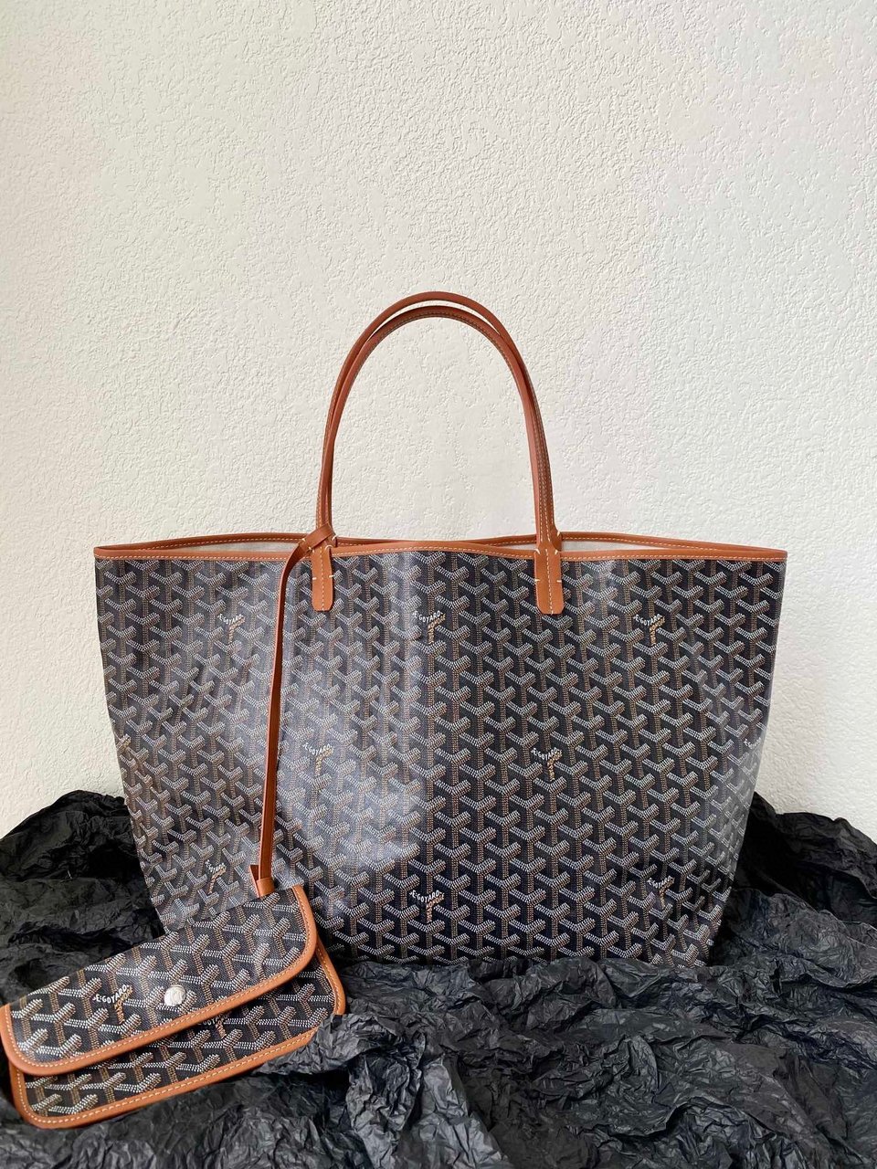 Goyard Saint Louis Gm 40Cm Black And Tan Canvas view 4