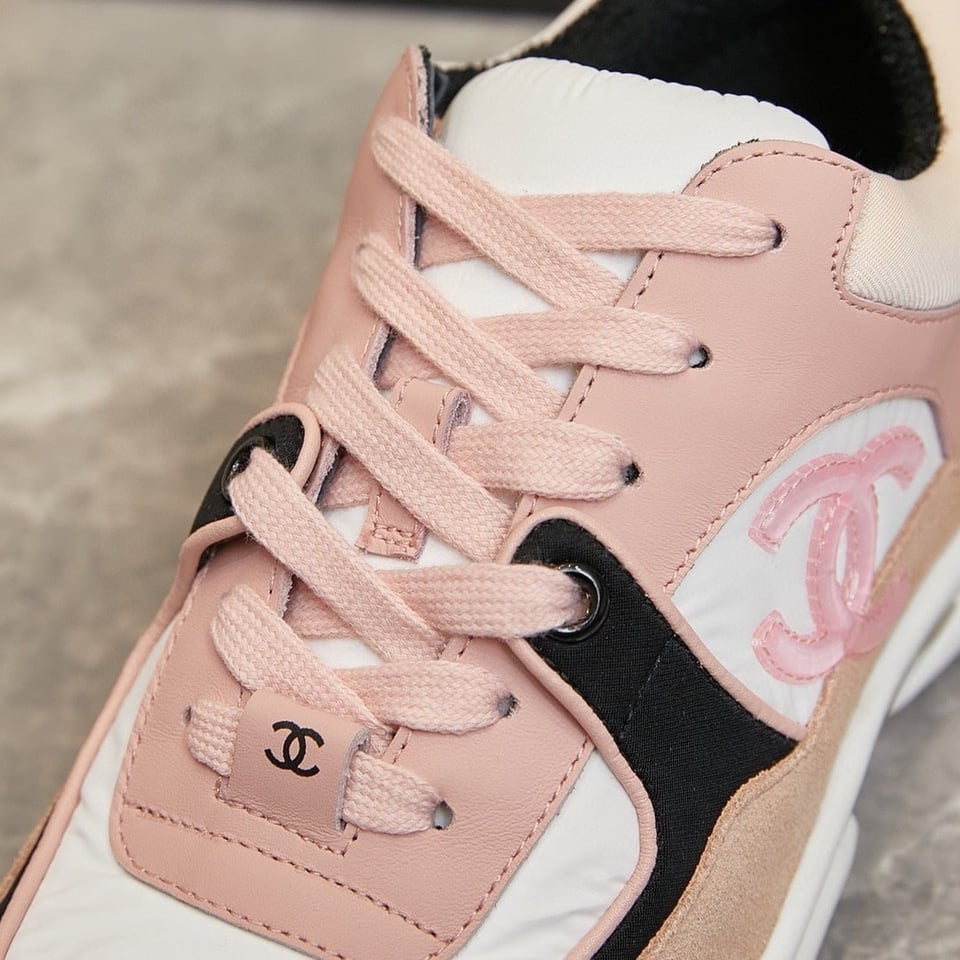 Chanel Wmns Sneaker Pink Black G34360 Y51525 K1276 view 5