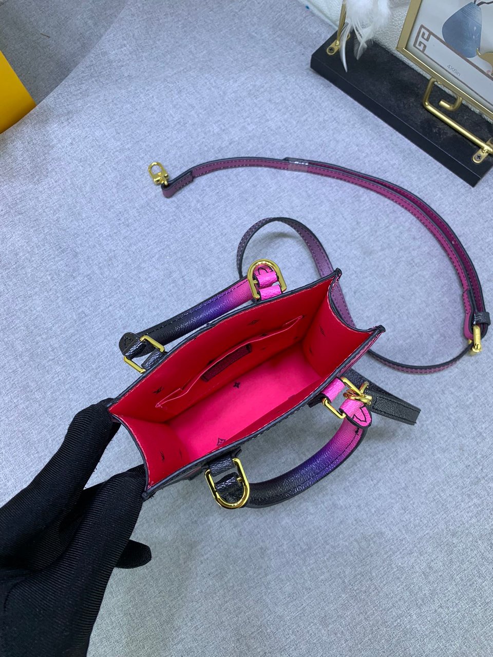 Louis Vuitton Petit Sac Plat Monogram Black And Pink 17Cm view 3