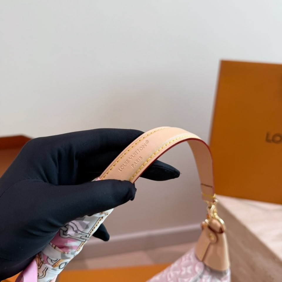 Louis Vuitton Pochette Mia M2A382 Pink 22cm/8.7in view 7