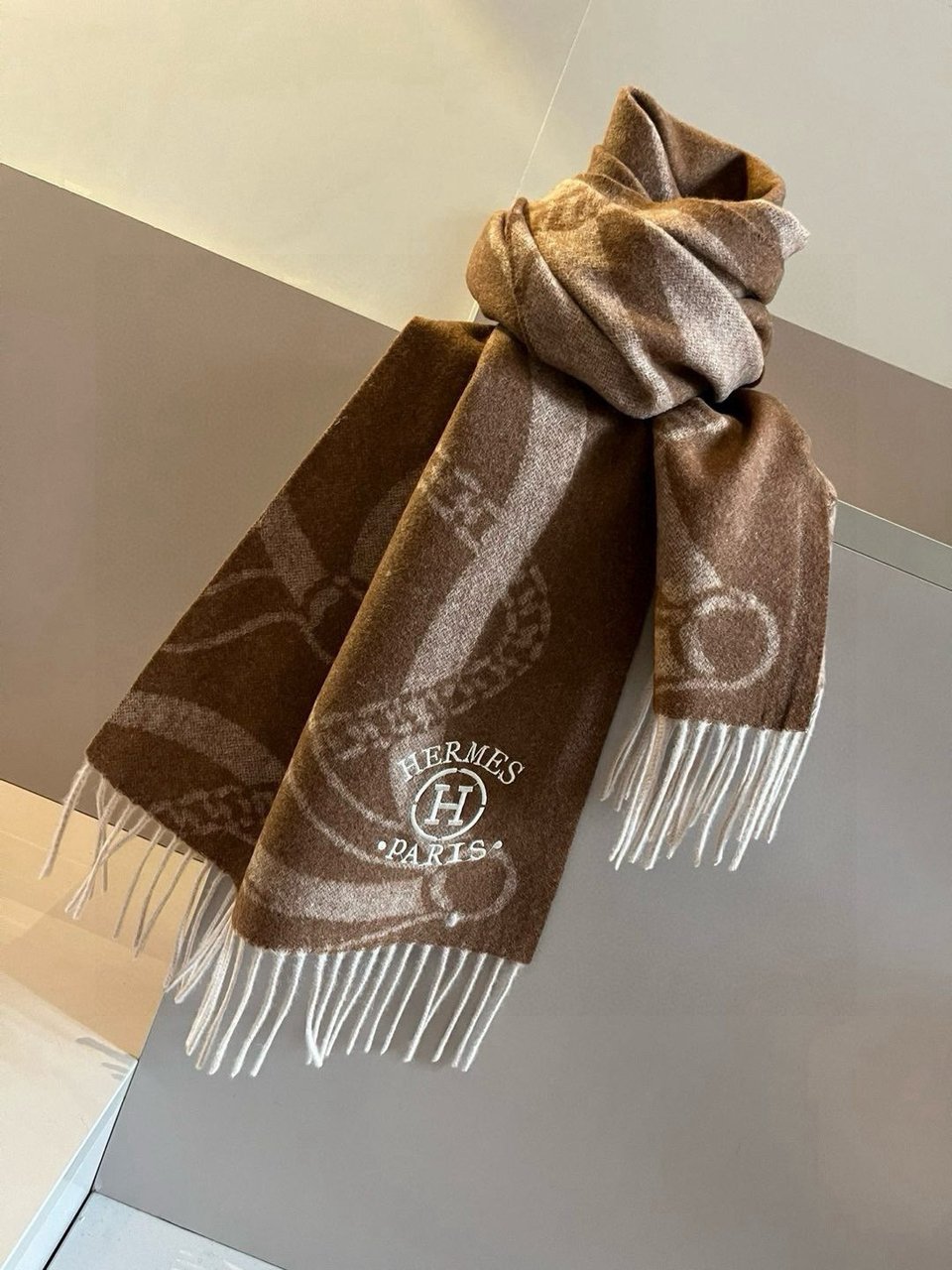 Hermes Cashmere Scarf Chain Motif Brown For Women 180cm view 3