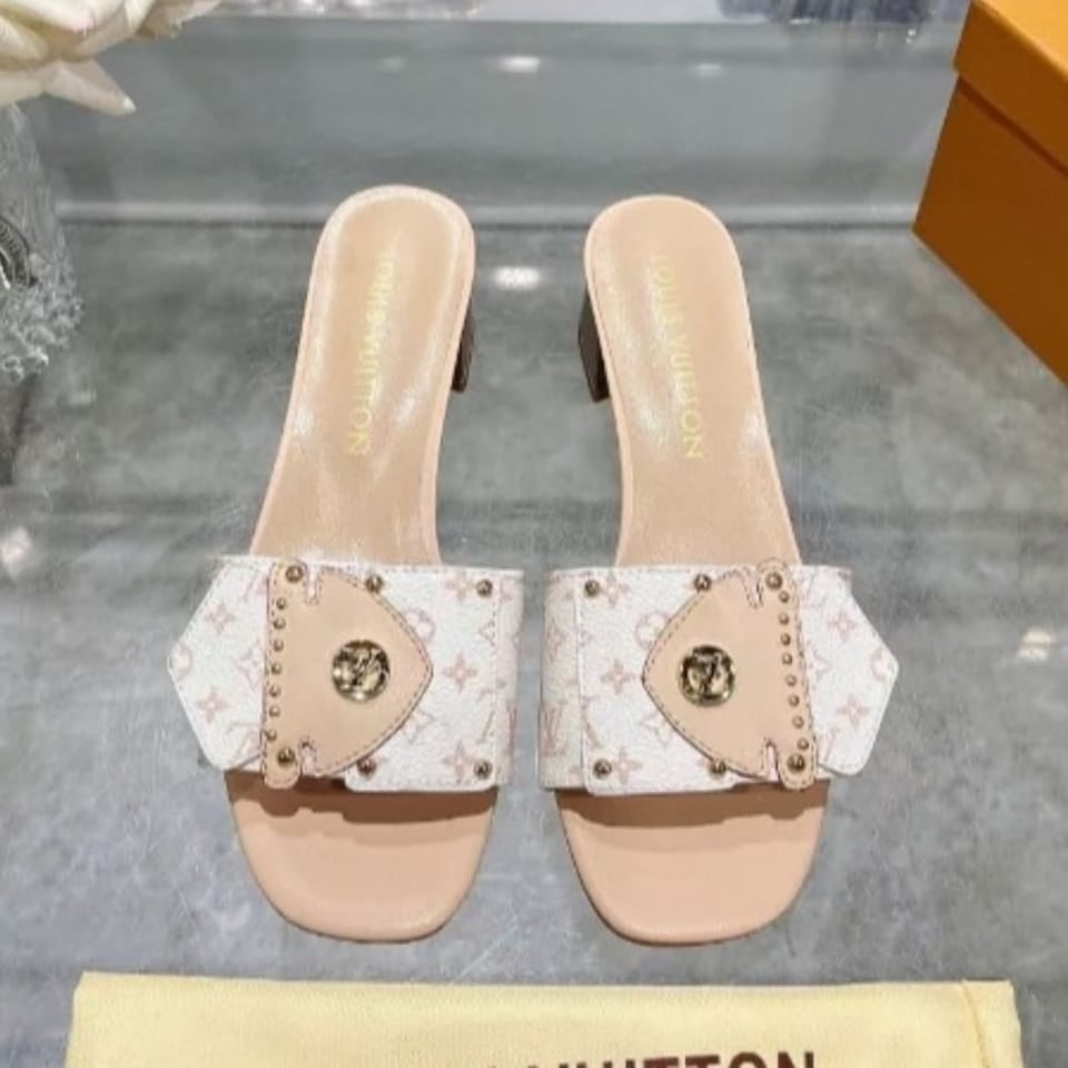 Louis Vuitton Lv Frame Flat Mule 1Acxii view 3