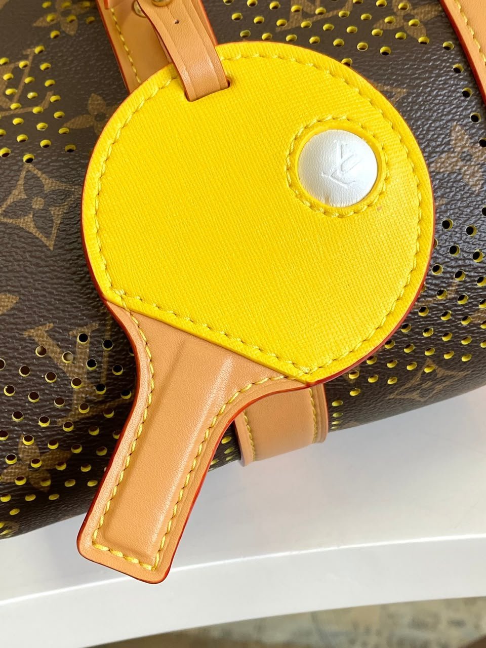 Louis Vuitton Keepall Bandoulière Bag 25cm/9.8in Monogram Pattern/Yellow Color M29296 view 11