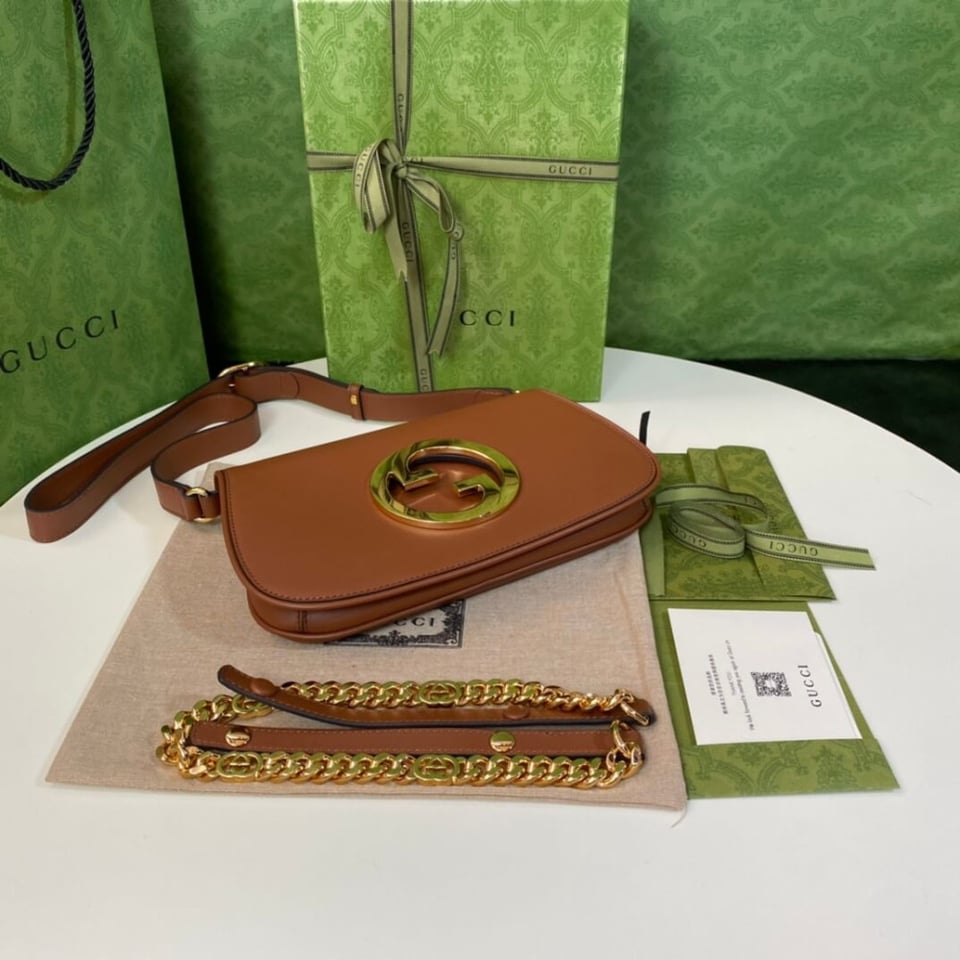 Gucci Blondie Shoulder Bag view 11