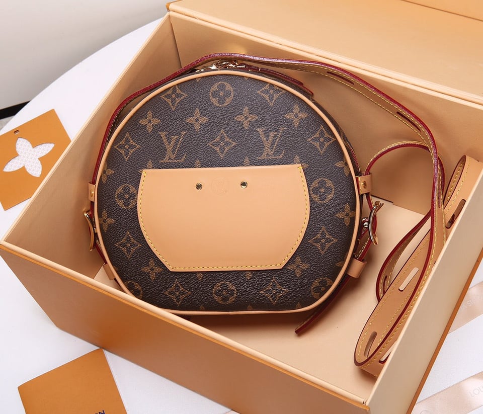 Louis Vuitton Petite Boite Chapeau 17Cm view 3