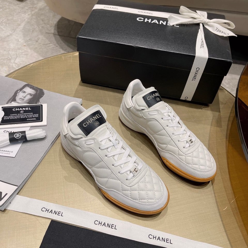 Chanel Sneakers Calfskin Suede White G45335 B14497 Ns308 view 5
