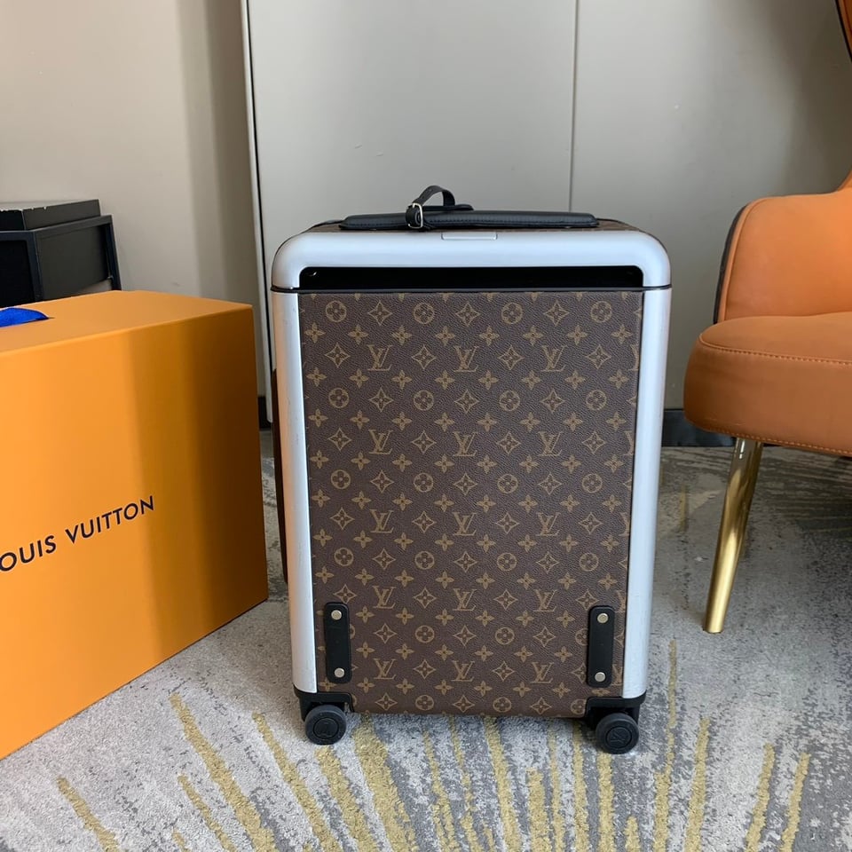 Louis Vuitton Horizon 55cm Epi Leather Travel M20294 Unisex view 14