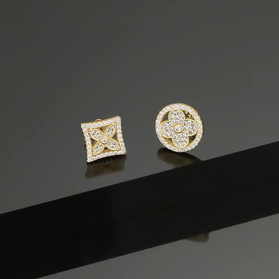 Louis Vuitton Idylle Blossom Stud Earrings Gold And Diamonds view 5