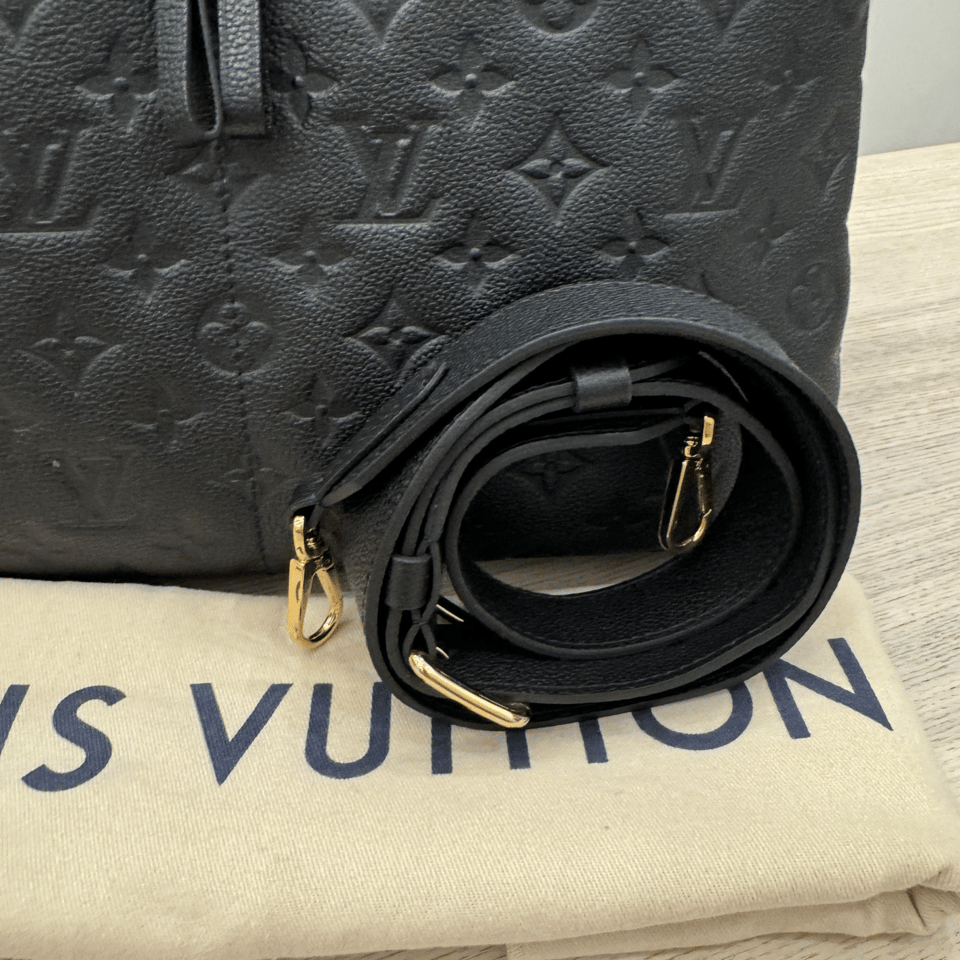 Louis Vuitton Empreinte Maida Hobo Black 32Cm M45522 view 11