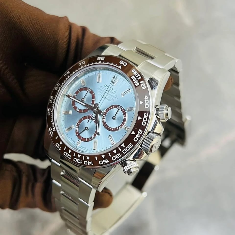 Rolex Daytona 40 mm Ice blue Dial 126506 “Platona” view 4
