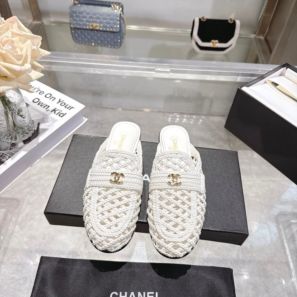 Chanel Braided Woven Raffia Mules with CC Logo White Raffia G39850 view 3