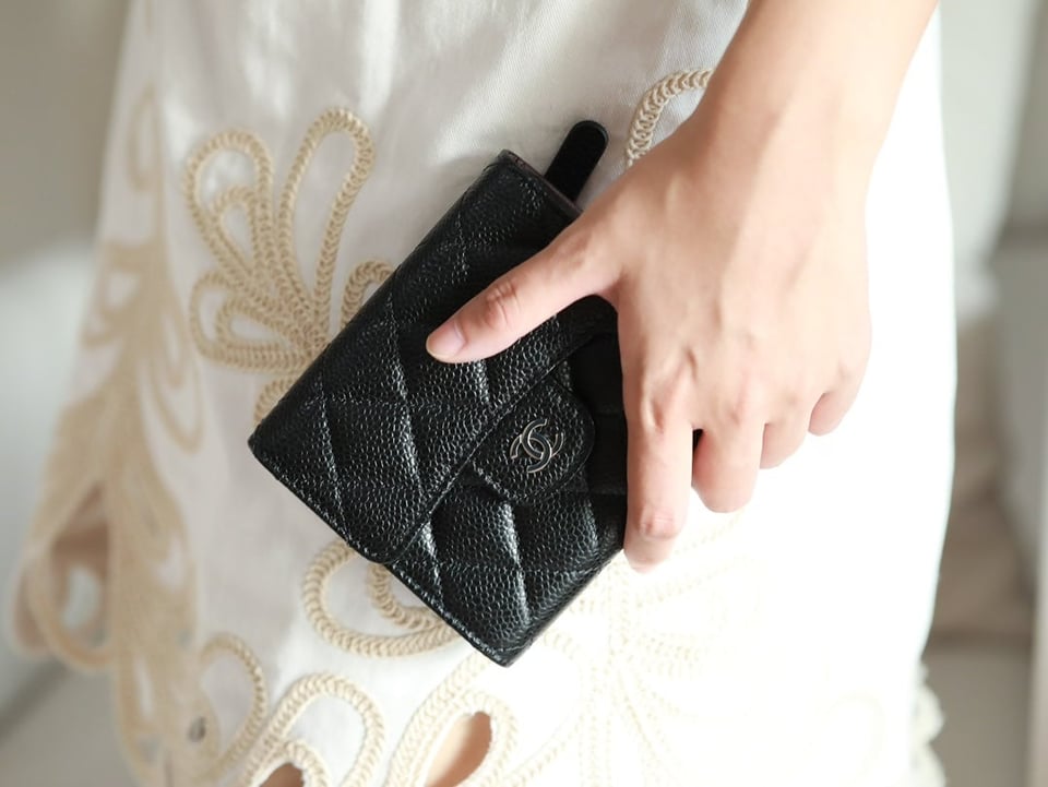 Chanel Flap Card Holder 11.5 Black Grained Calfskin Silver Icon view 9