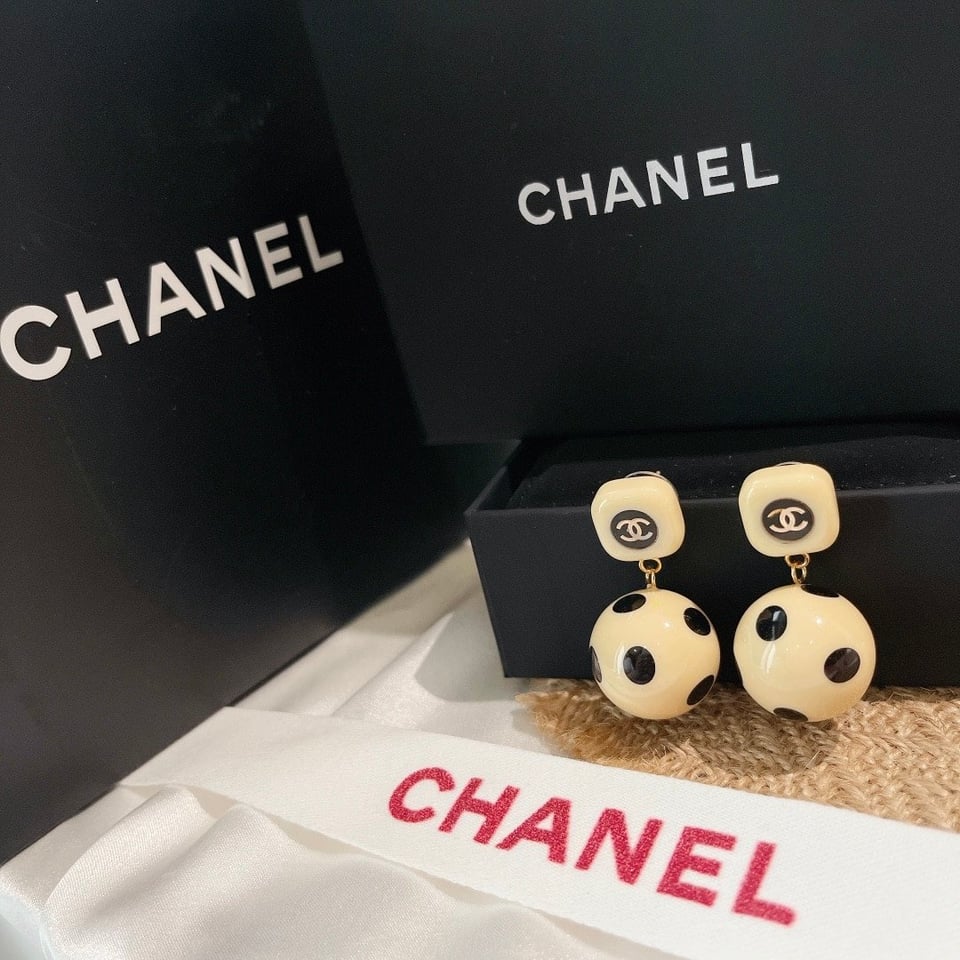 Chanel Ball Beige Earrings view 2