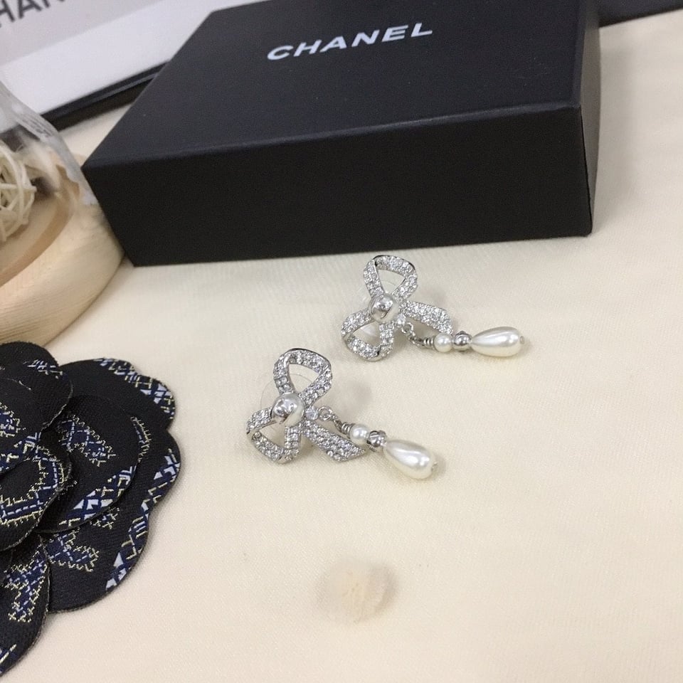 Chanel Bow Silver Pearl Earrings view 8