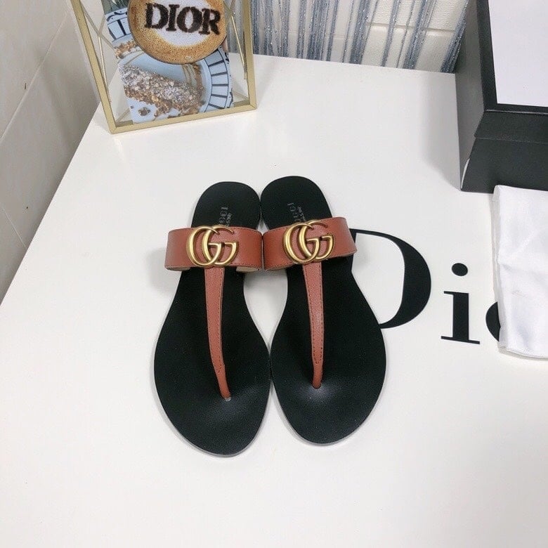 Gucci Double G Thong Leather view 4