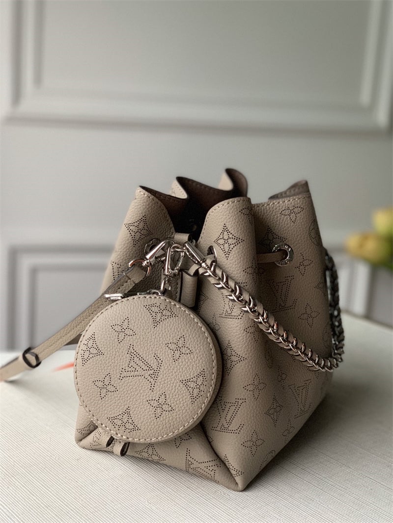 Louis Vuitton Bella 22Cm Grey view 4