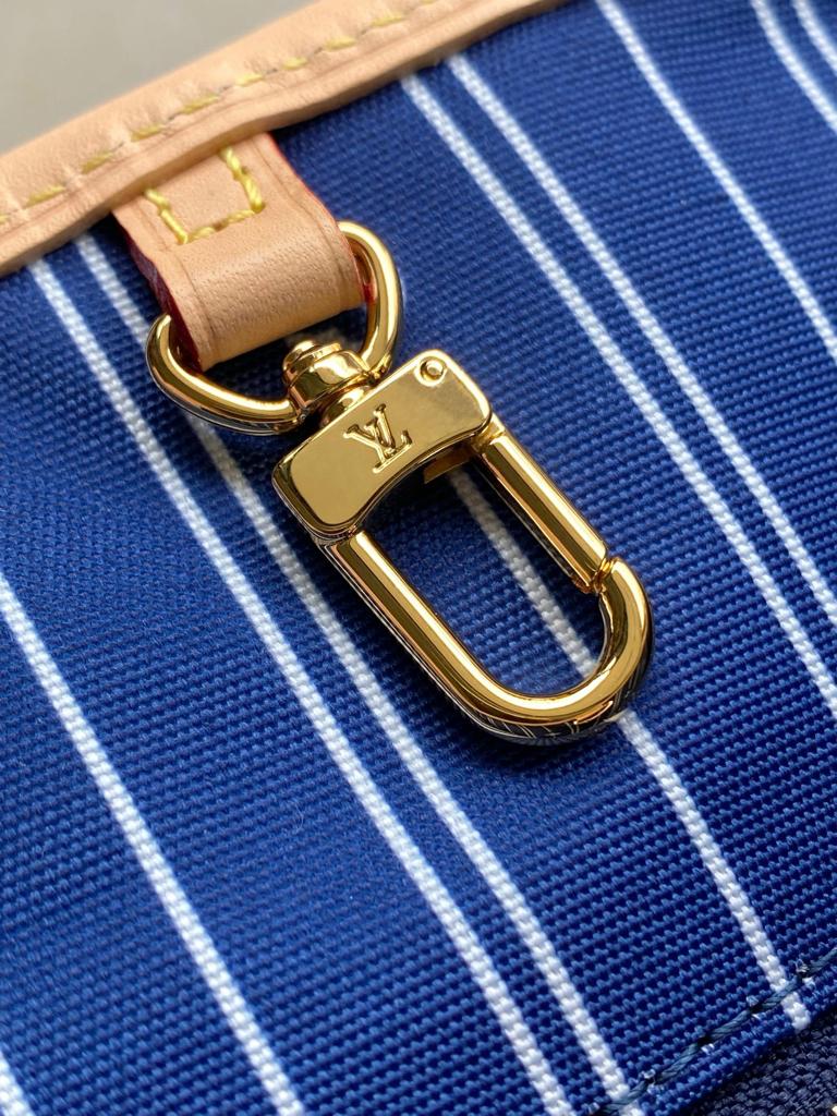 Louis Vuitton Escale Bag Ocean Blue M28503 view 6