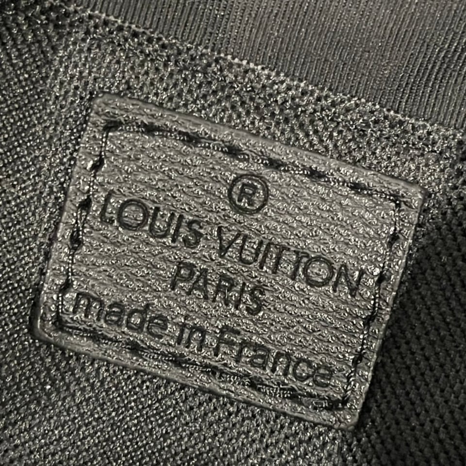 Louis Vuitton Noe Sling Black 21Cm M82248 view 10