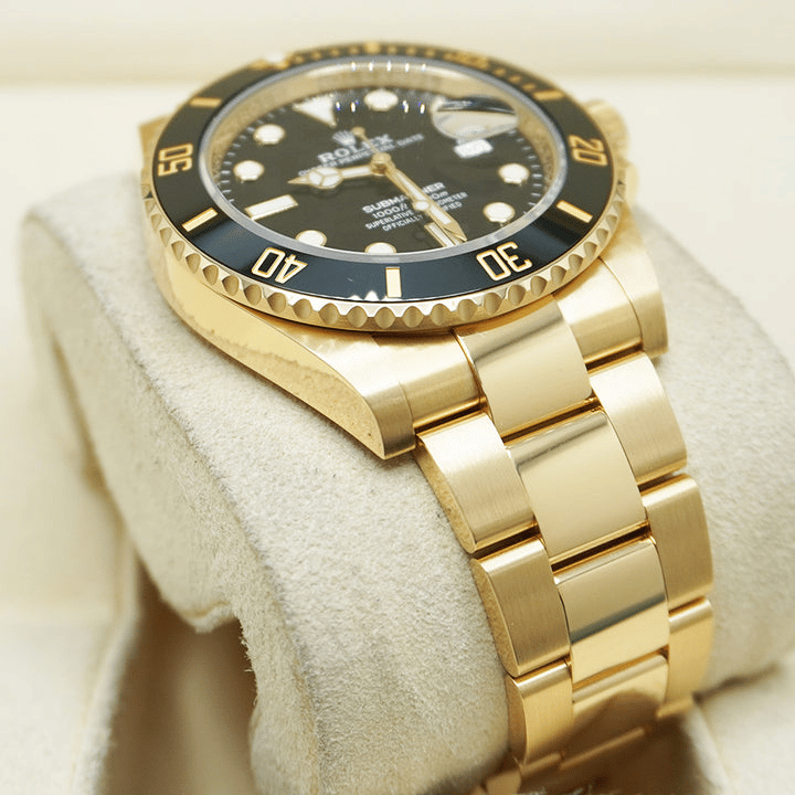 Rolex Submariner 40mm Black Dial 116618LN view 5