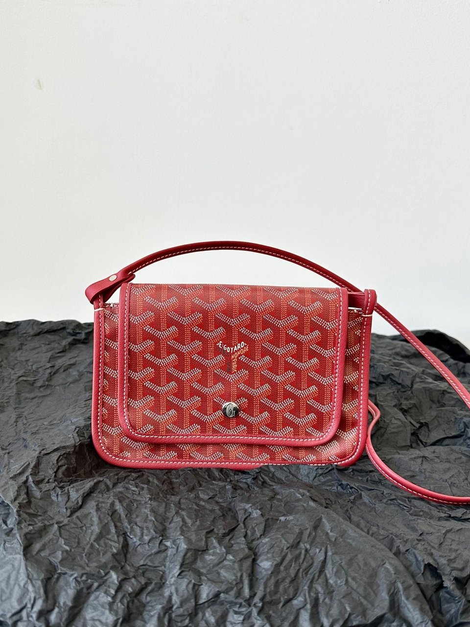 Goyard Plumet Pocket Wallet 20 Cm Classic Red Goyardine Canvas And Lambskin Trim view 10