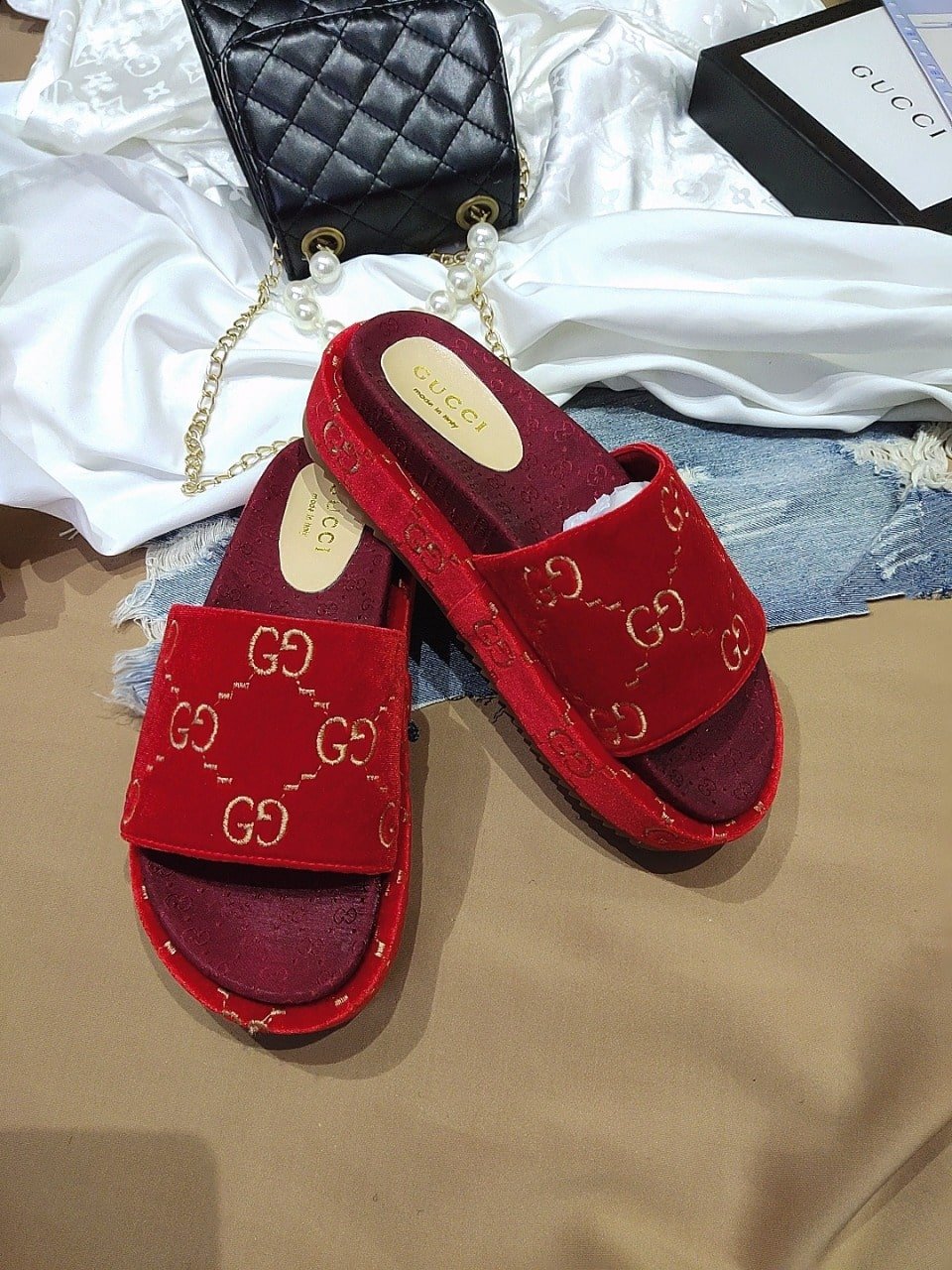 Gucci Women?S With Gg Pattern Slide Sandal Red view 4