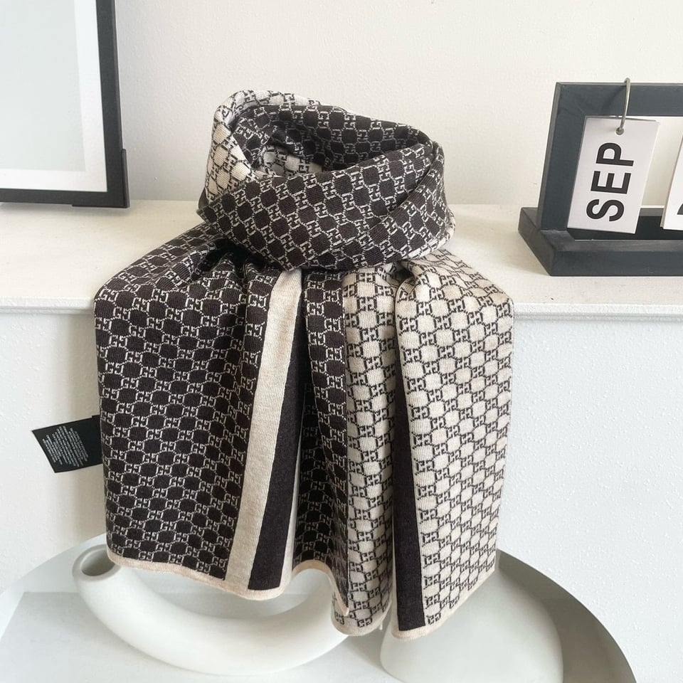 Gucci Cashmere Scarf Pattern Black White For Women 180cm view 2
