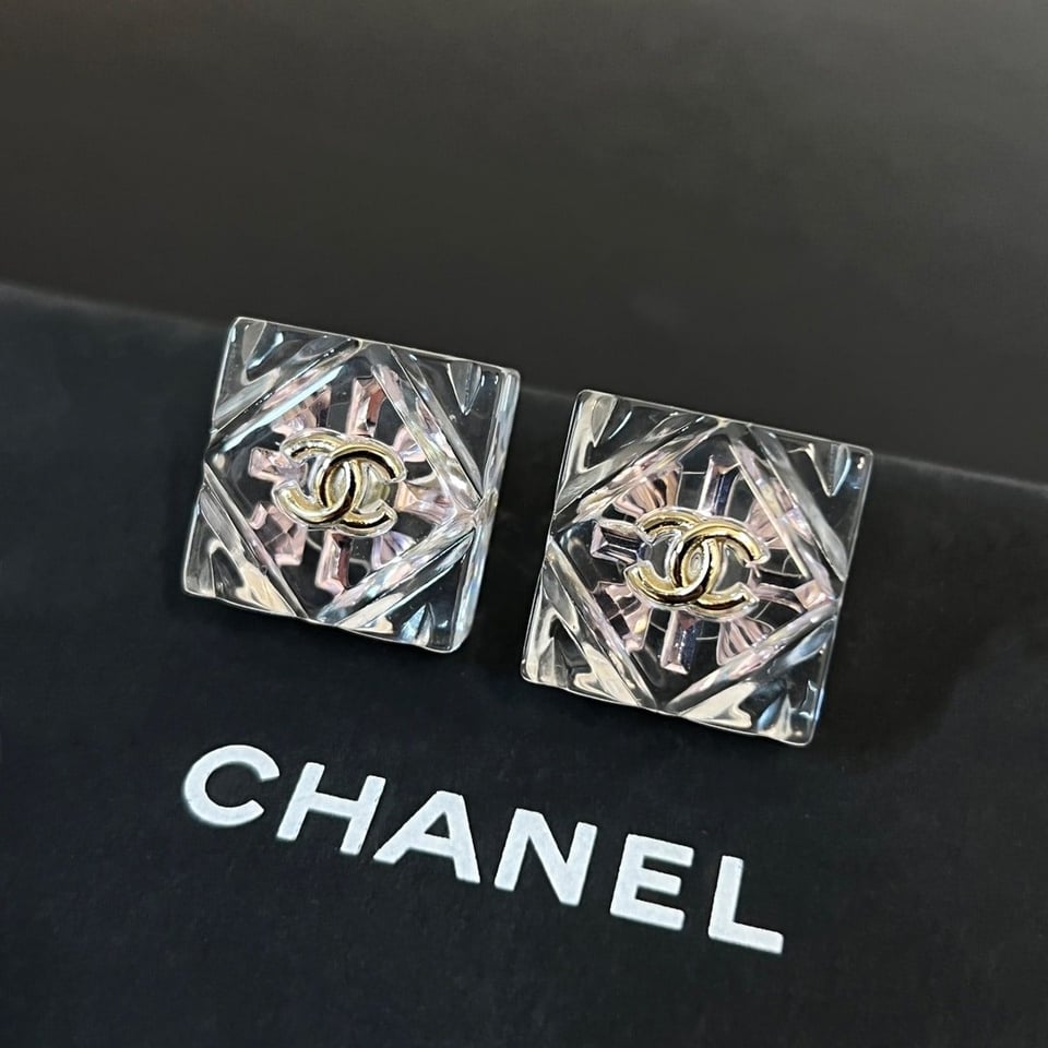 Chanel Cc Earrings Gold view 2