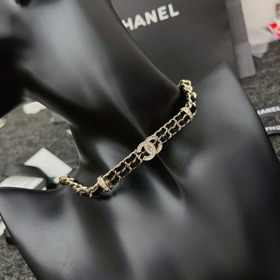 Chanel Necklace view 3