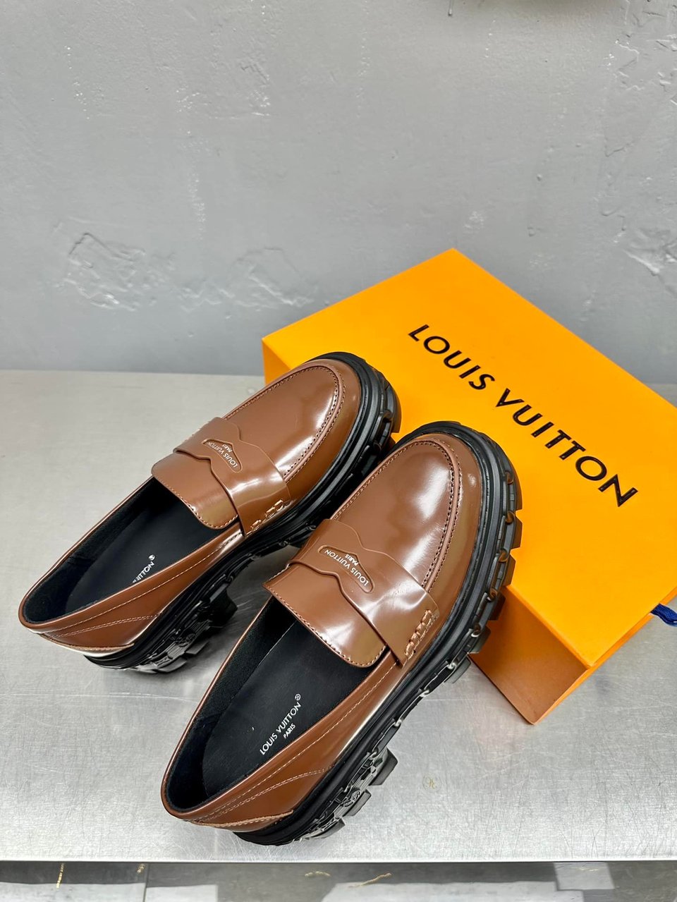Louis Vuitton Lv Record Loafer Brown view 7