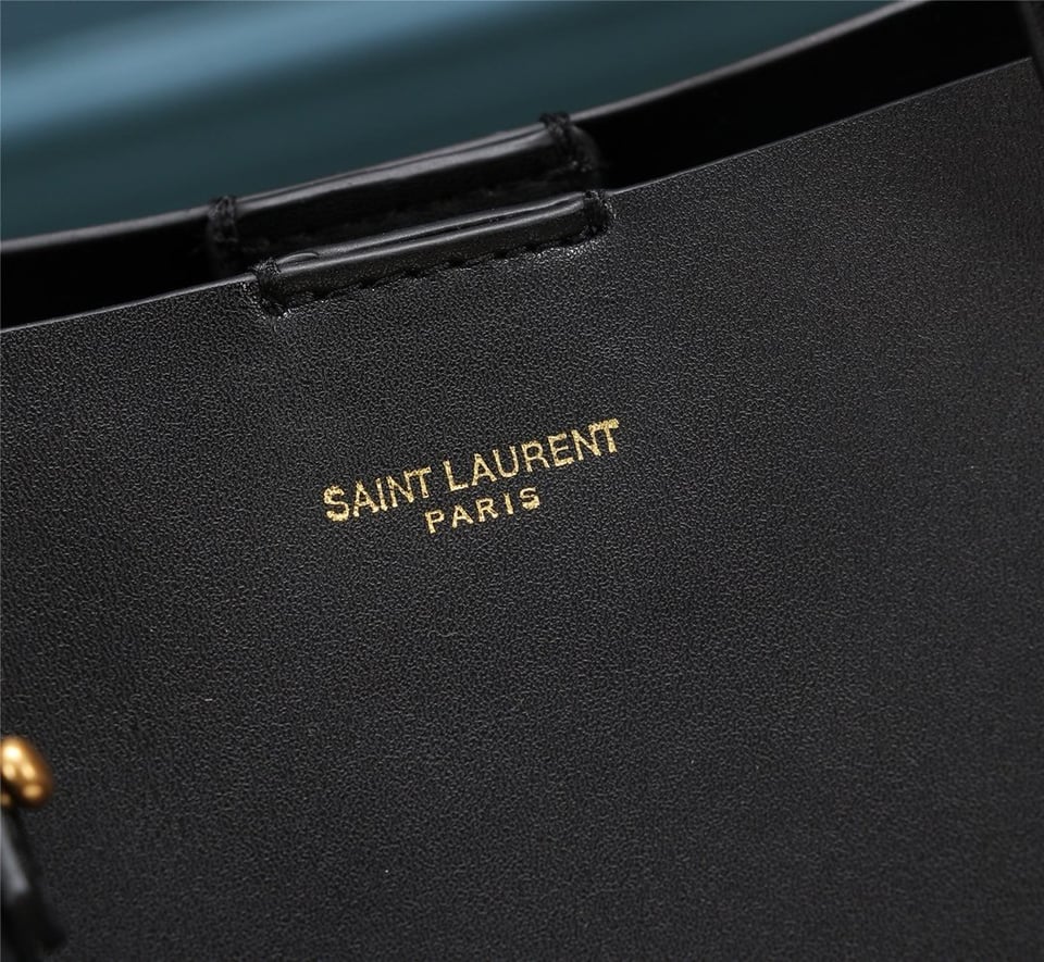 Saint Laurent Shopping Tote Black Leather 33Cm view 3