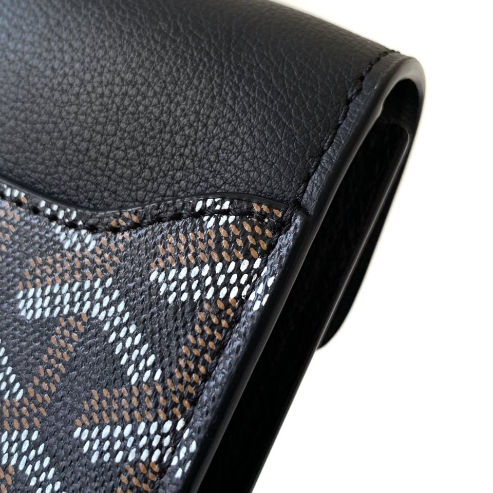 Goyard Chypre Wallet-Pouch 21 Cm Black Goyardine Canvas And Calfskin view 3
