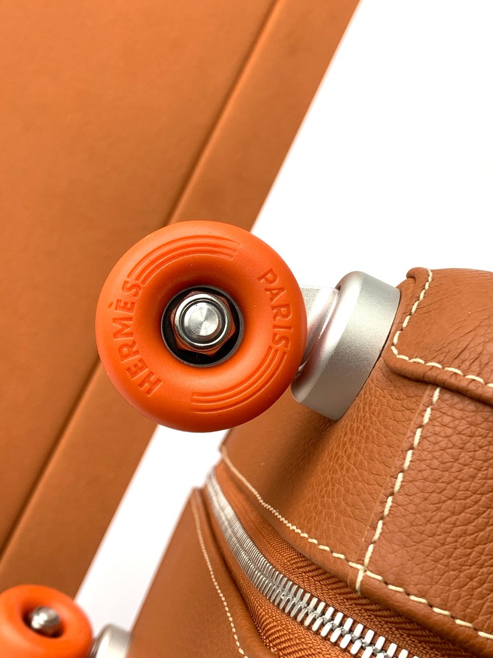 Hermes Brown Leather Vintage Suitcase 55cm view 10