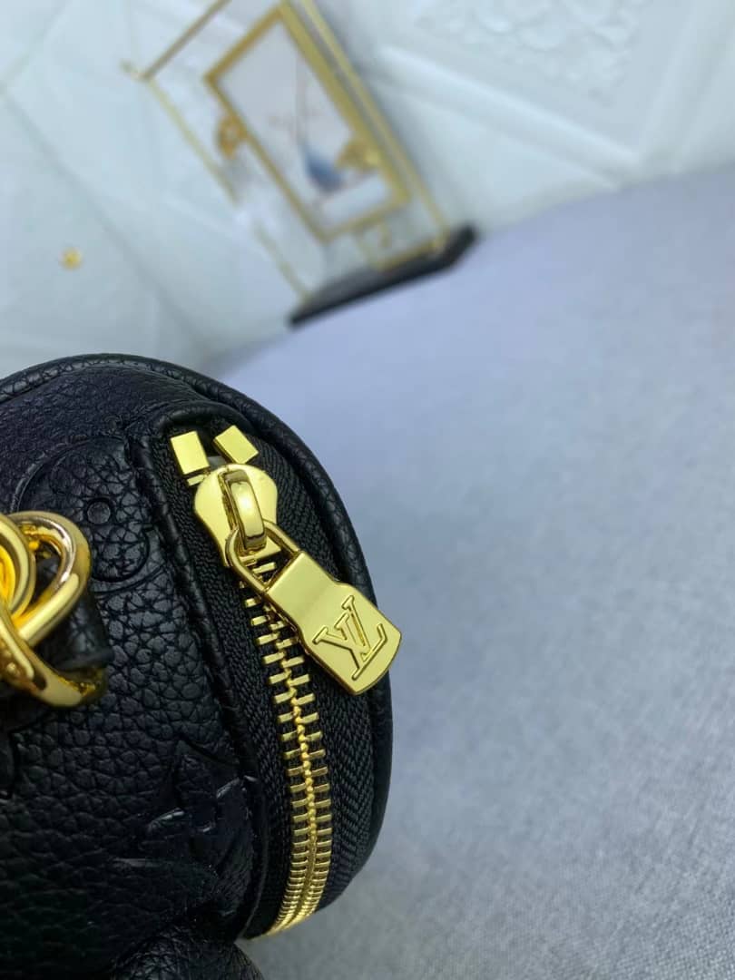 Louis Vuitton Mini Bumbag Black Monogram Empreinte 17Cm M46917 view 6