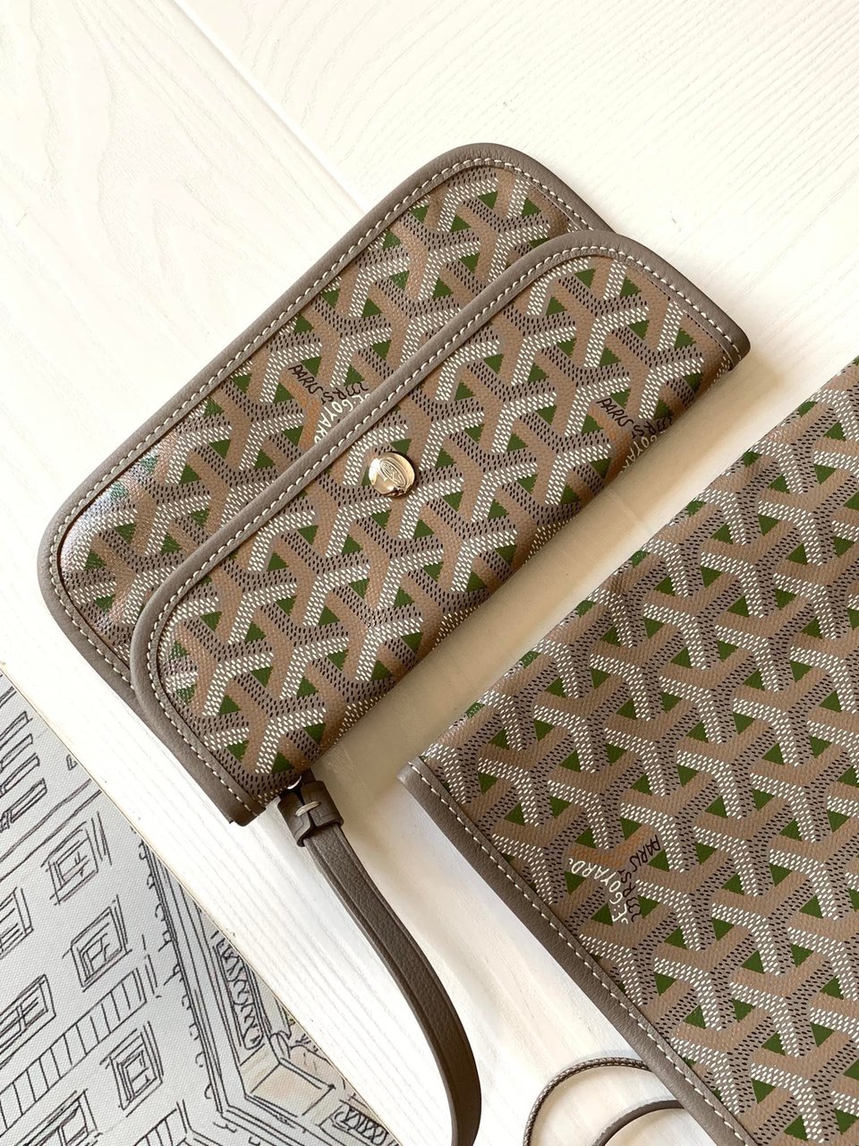 Goyard St Louis Pm 48Cm Greige And Green Tote Bag view 3